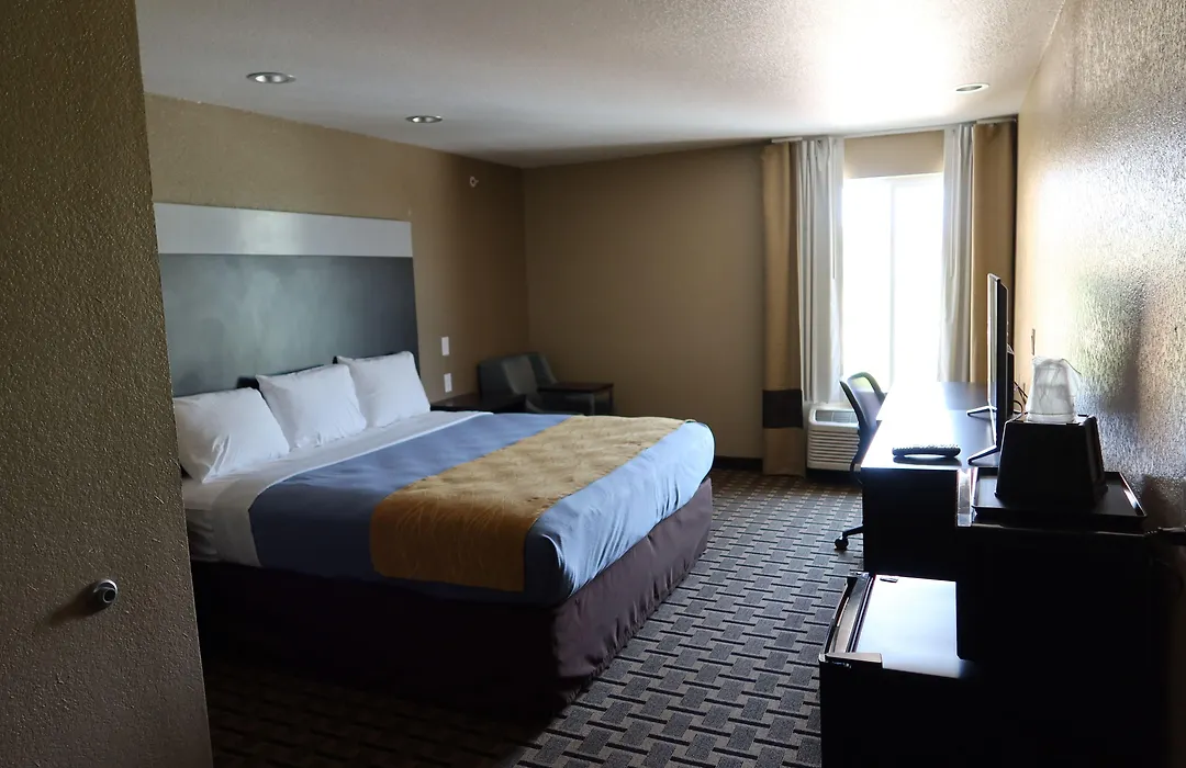 West Worth Inn & Suites White Settlement-1