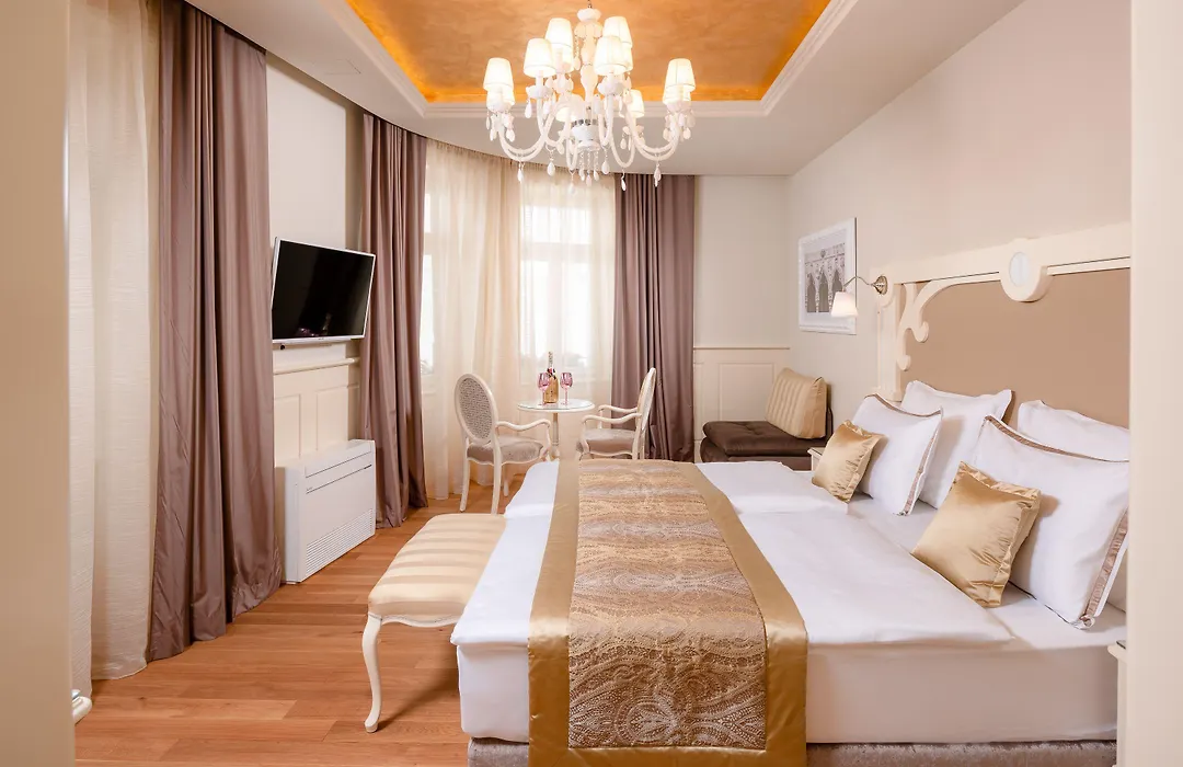 Piazza Heritage Hotel-1