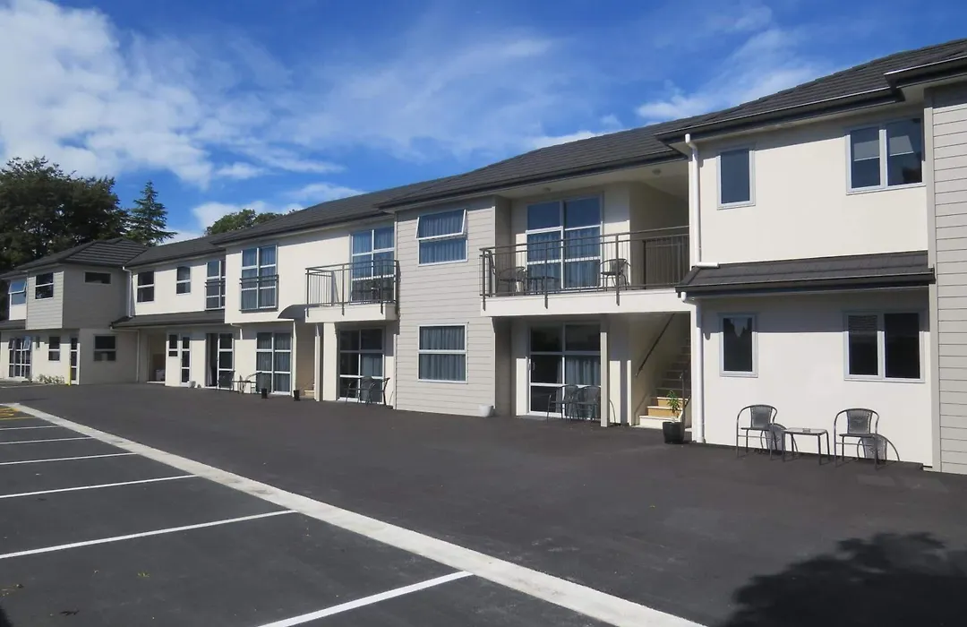 Ellena Court Motel-1
