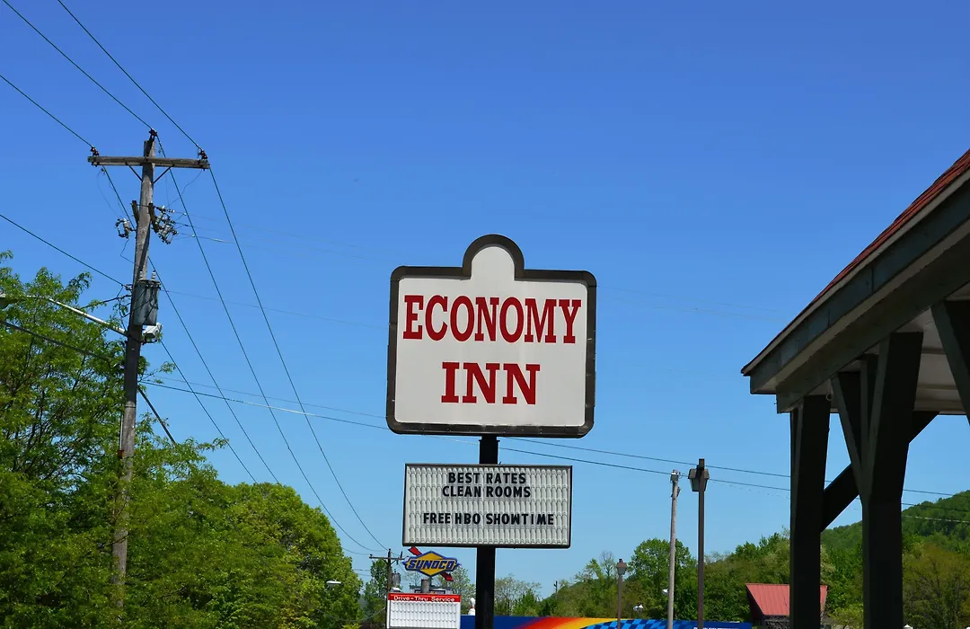 Economy Inn Bluefield-1