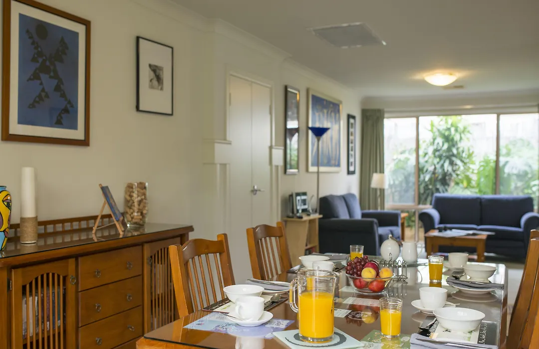 Bellevue Bed & Breakfast-1