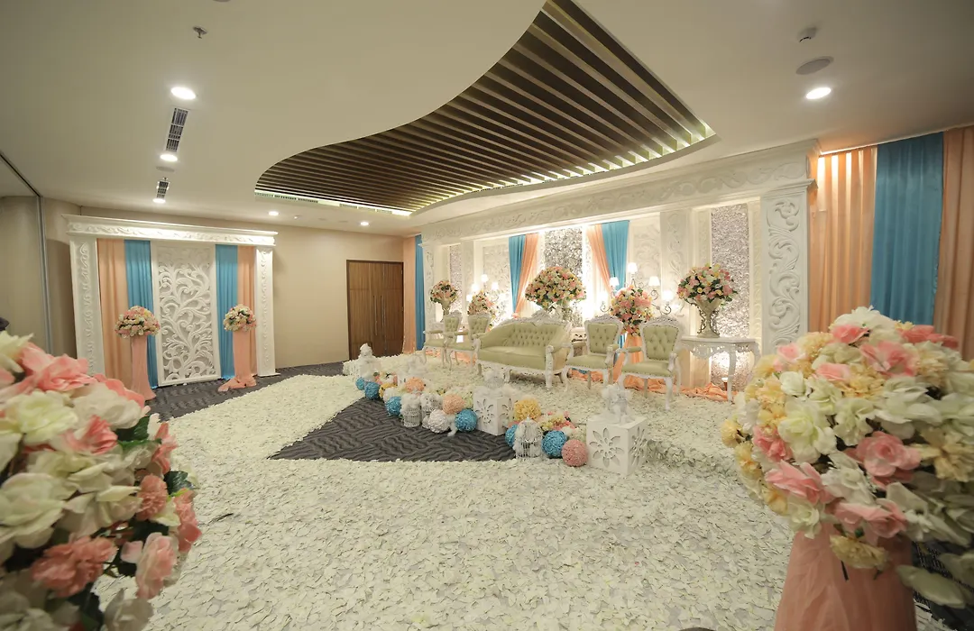 Ozone Hotel Pantai Indah Kapuk-1