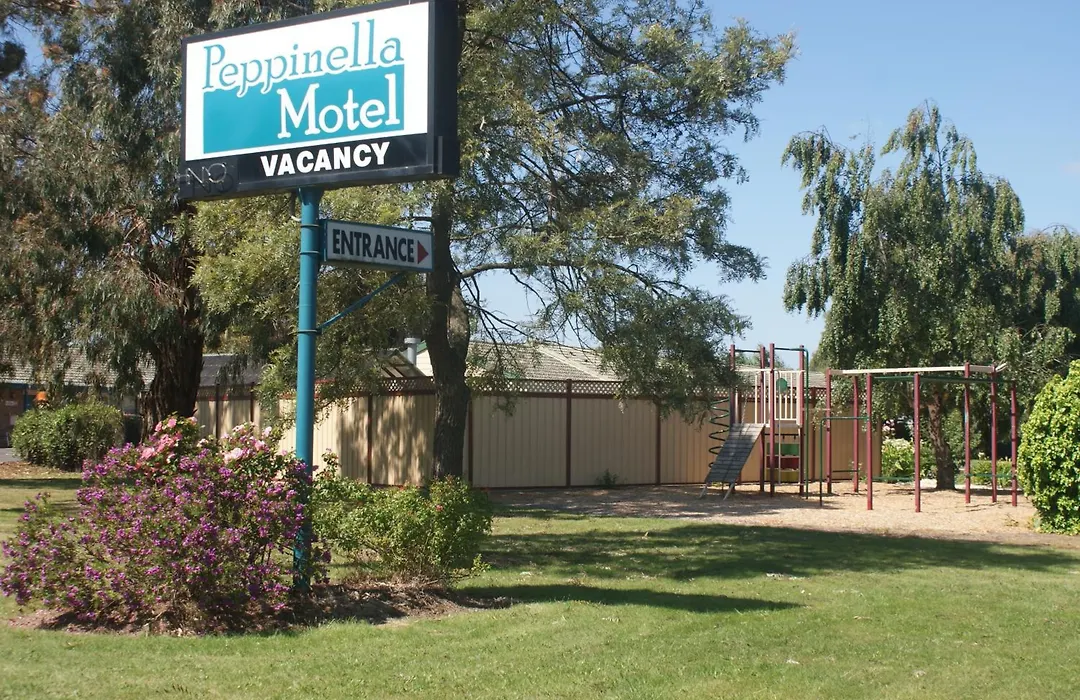 Peppinella Motel-1
