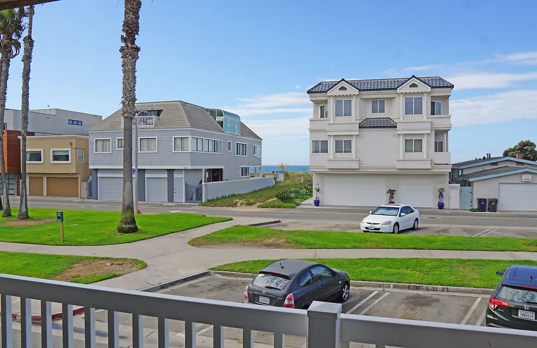 Ocean Surf Inn & Suites-1