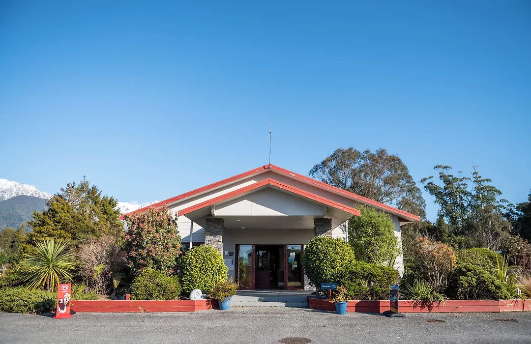Franz Josef Top 10 Holiday Park-1