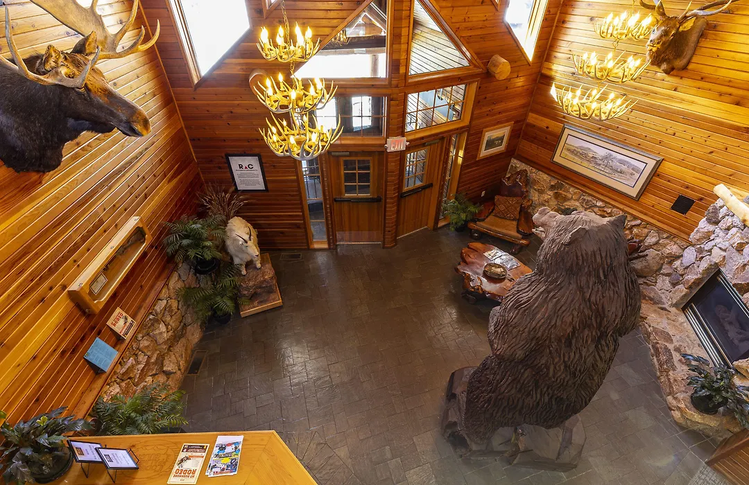 Lodge At Palmer Gulch-1
