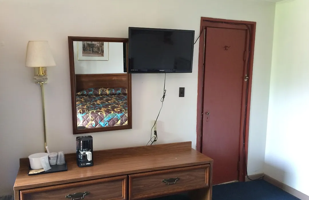 Budget Inn - Scottsboro-1