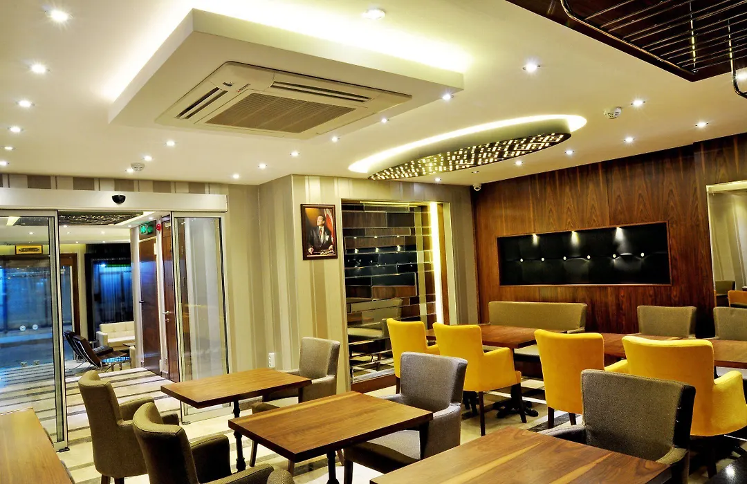 Avin Hotel-1