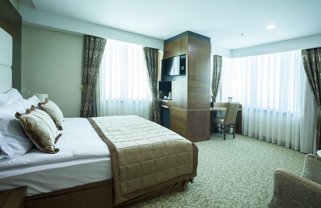 Vivaldi Ce Gold Hotel-1