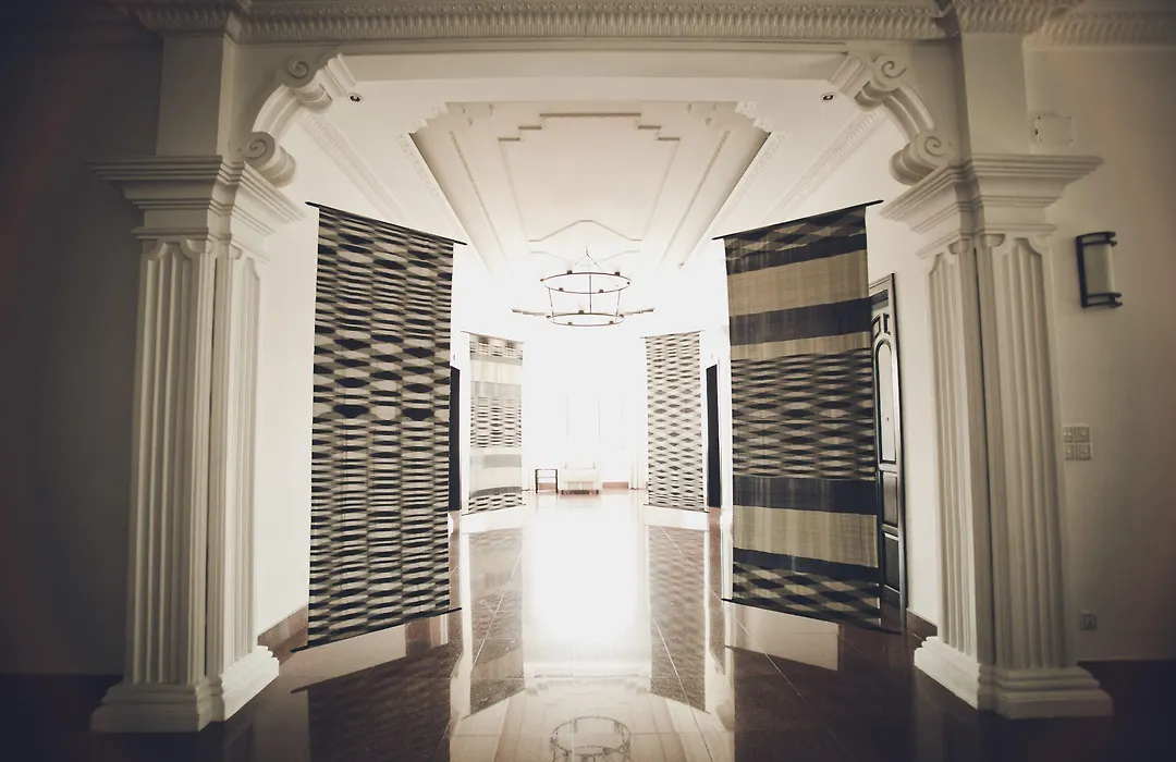 White Mansion-1