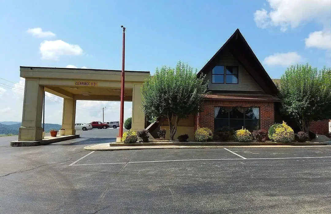 Baymont By Wyndham Cookeville-1