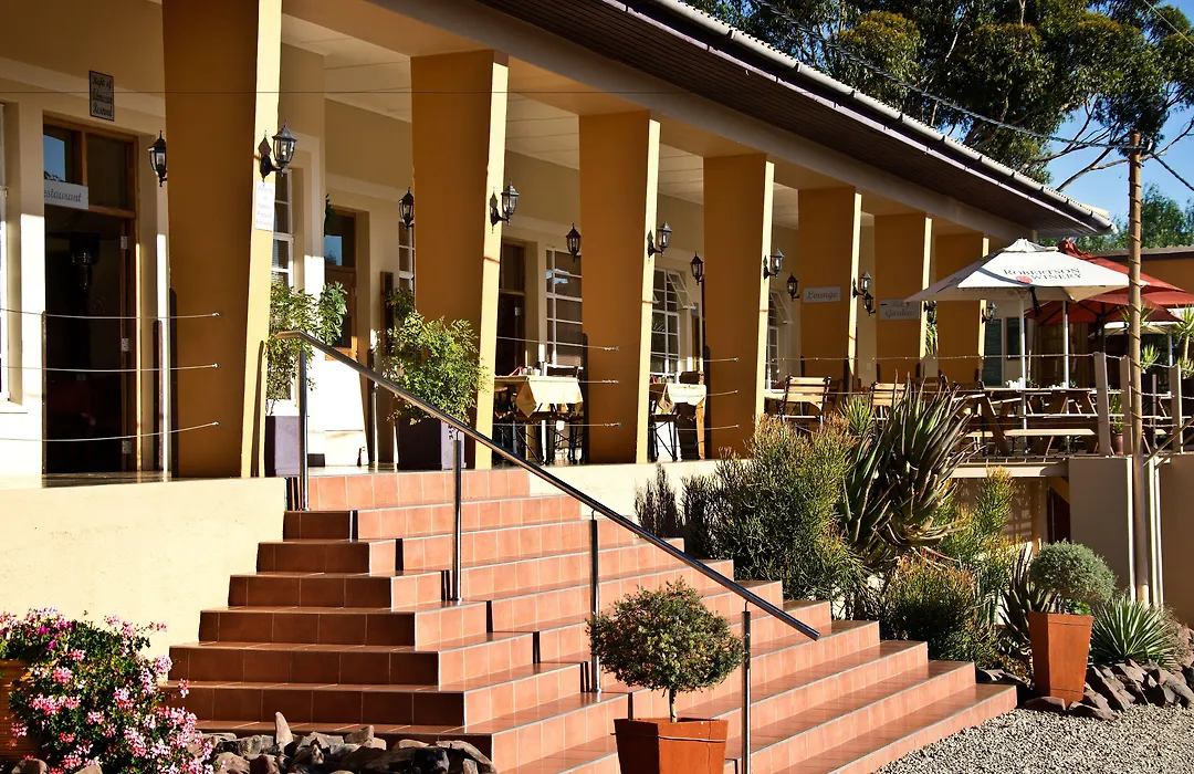 Bahnhof Hotel Aus-1
