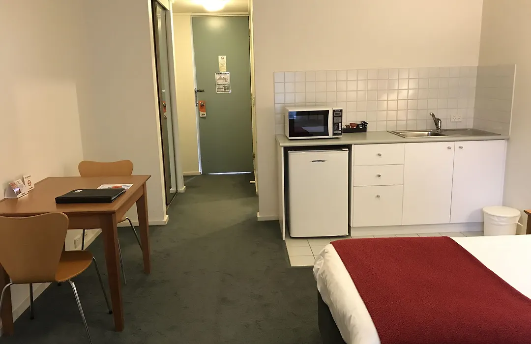 Knox International Hotel And Apartments-1