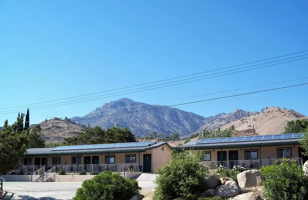 Barewood Inn & Suites-1
