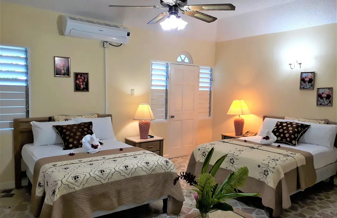 Paradise Inn-1