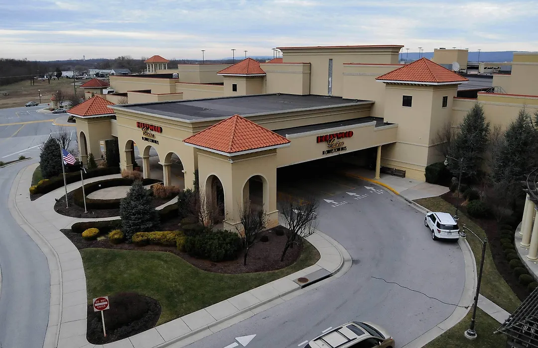 Rodeway Inn & Suites Charles Town-1