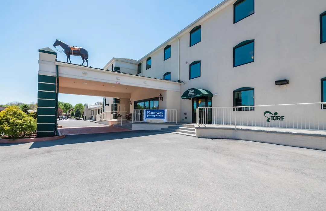 Rodeway Inn & Suites Charles Town-1