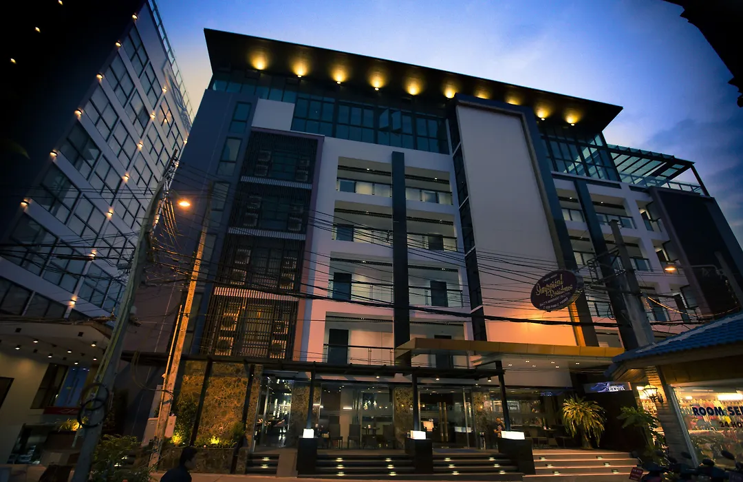 Serenotel Pattaya-1