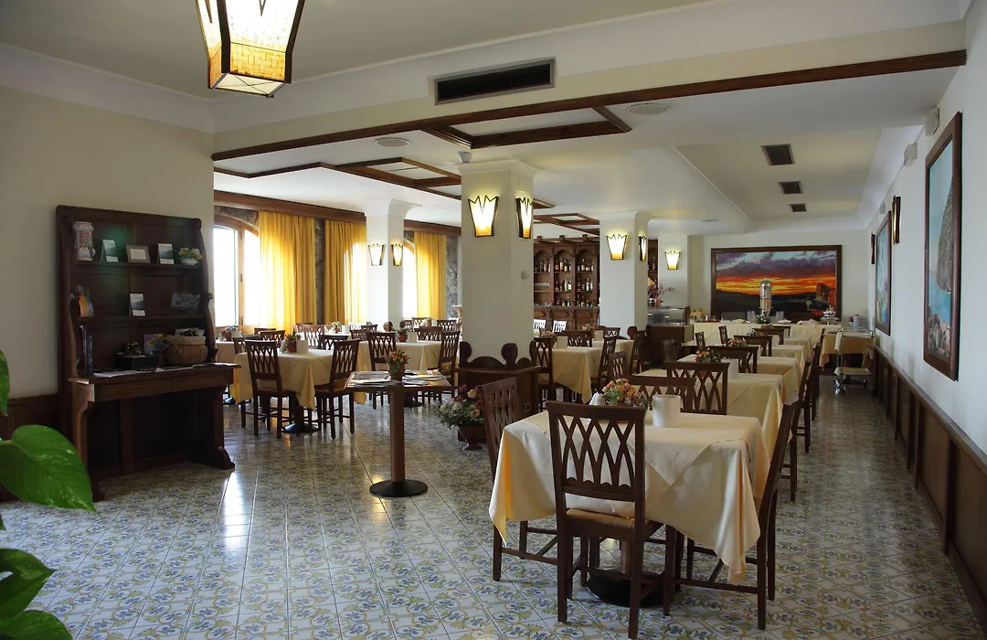 Hotel Mega Mare-1