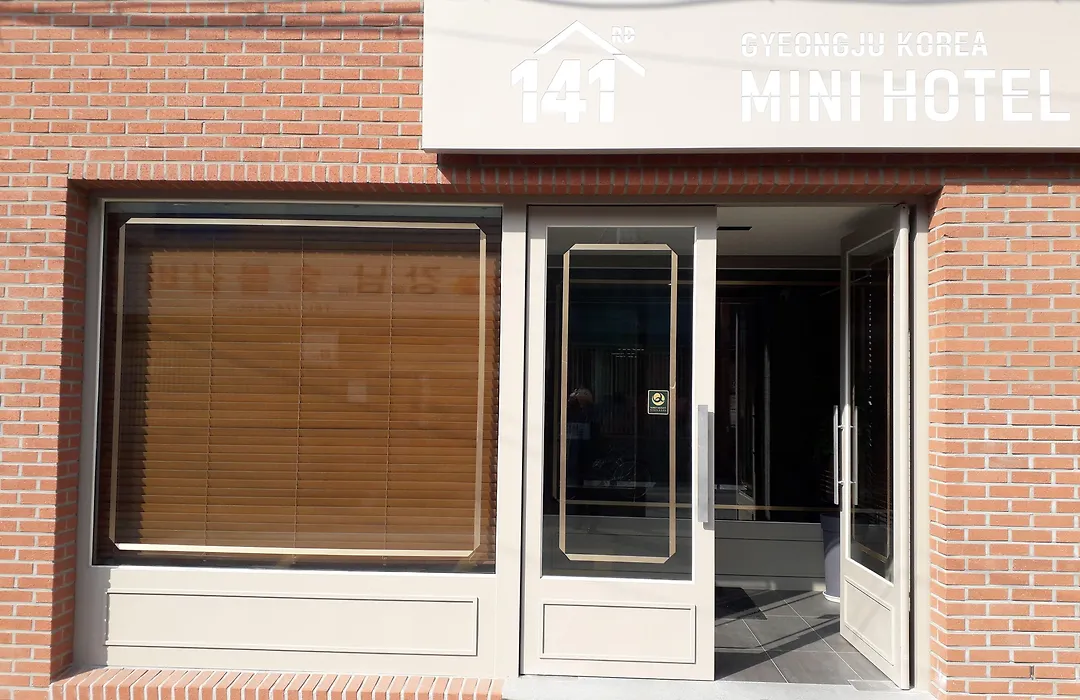 Mini Hotel 141-1