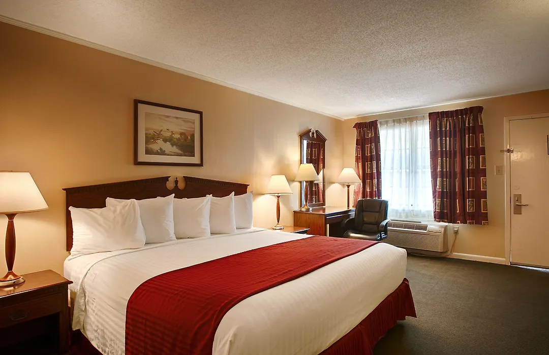 The Winnfield Lodge-1