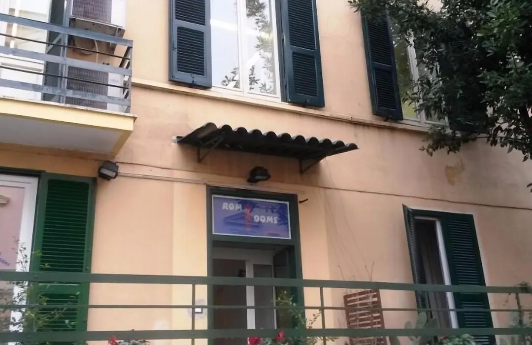 Roma Art Rooms-1
