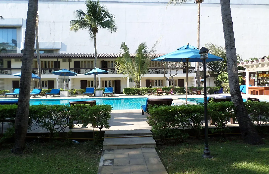 Nautical Inn-1