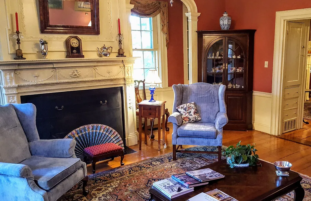 Clark Currier Inn-1