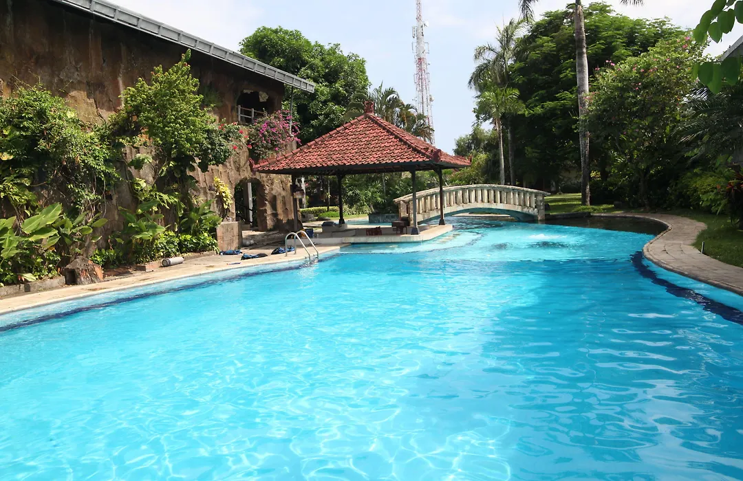The Cakra Hotel-1