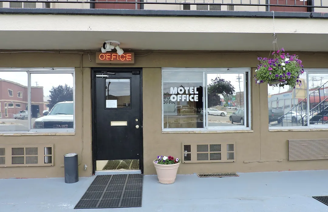 Nampa Downtown Inn-1