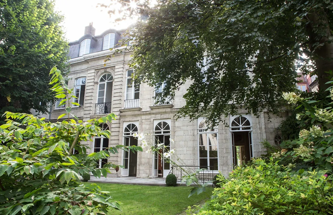 Clarance Hotel Lille-1