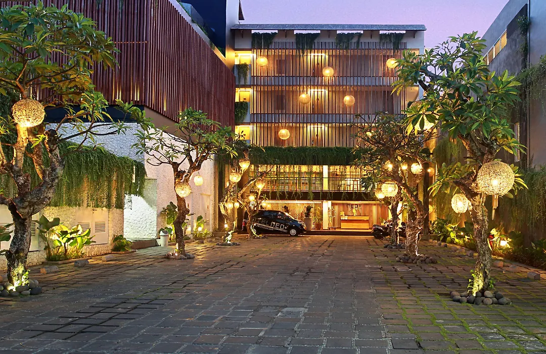 Hotel NEO+ Kuta Legian by ASTON-1