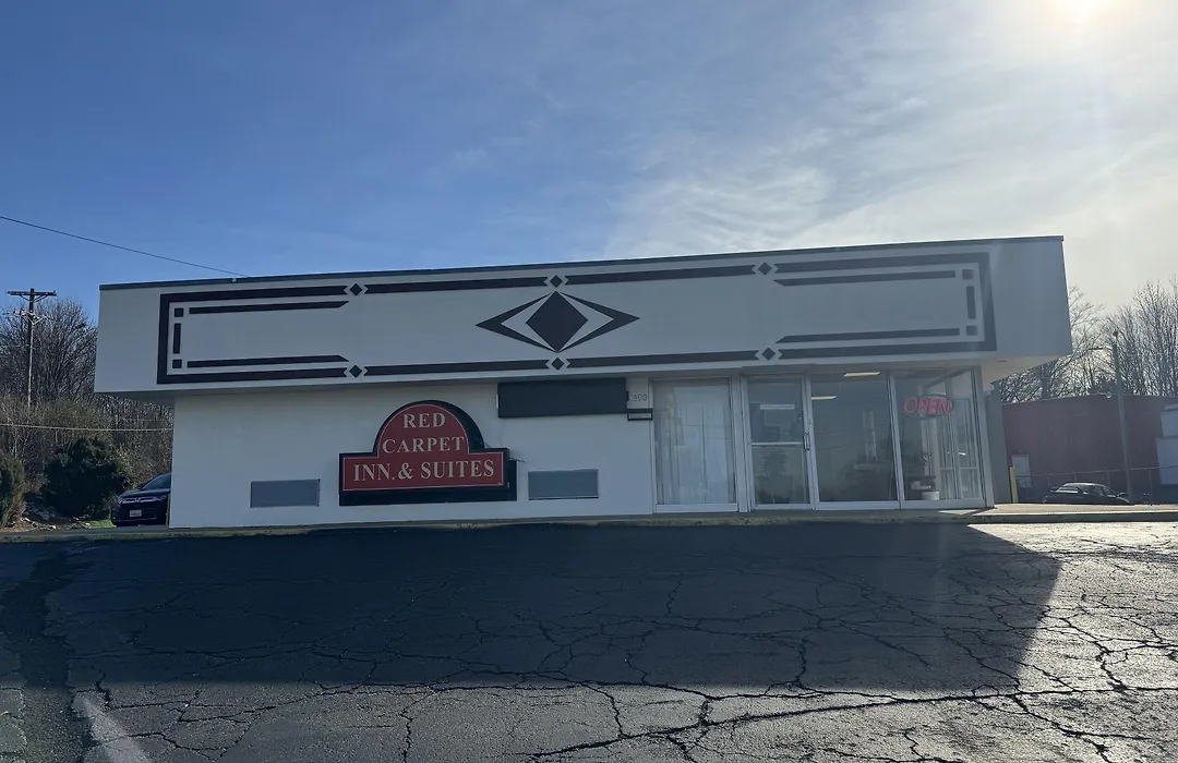 Red Carpet Inn & Suites - Danville-1
