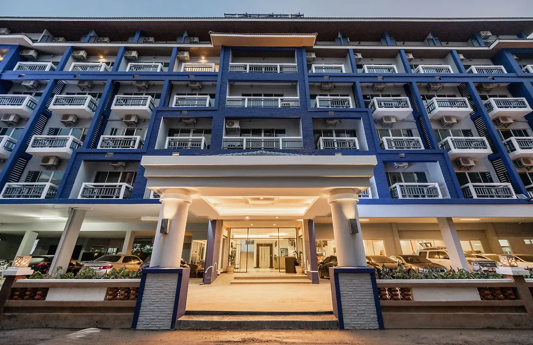 Kokotel Pattaya South Beach-1
