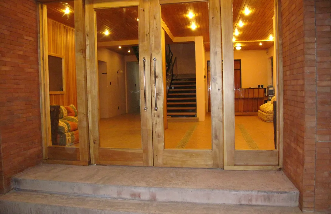 Hotel Saltos del Paine-1