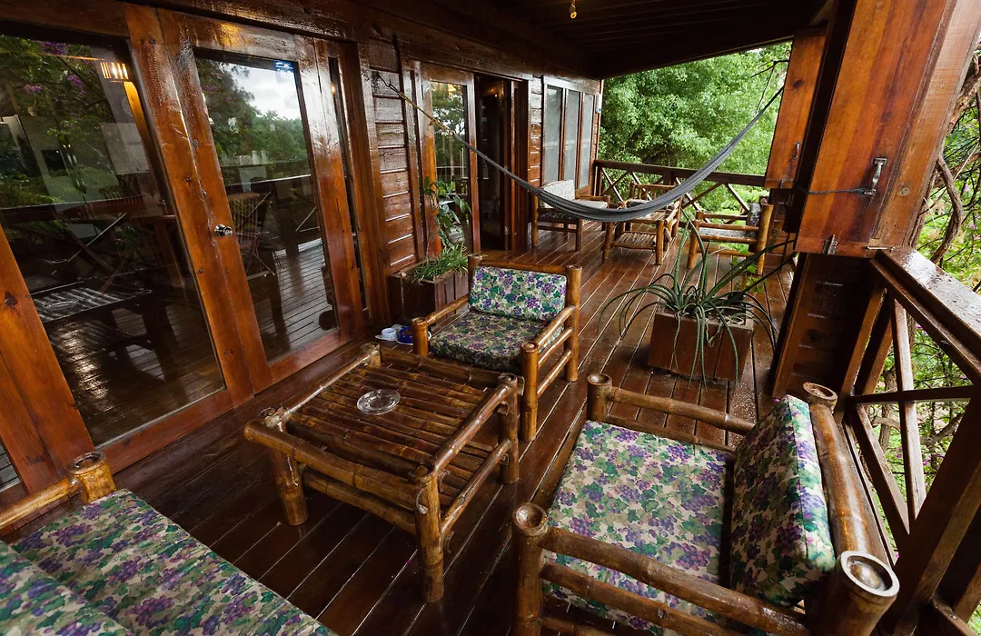Roatan Bed & Breakfast Apartments-1