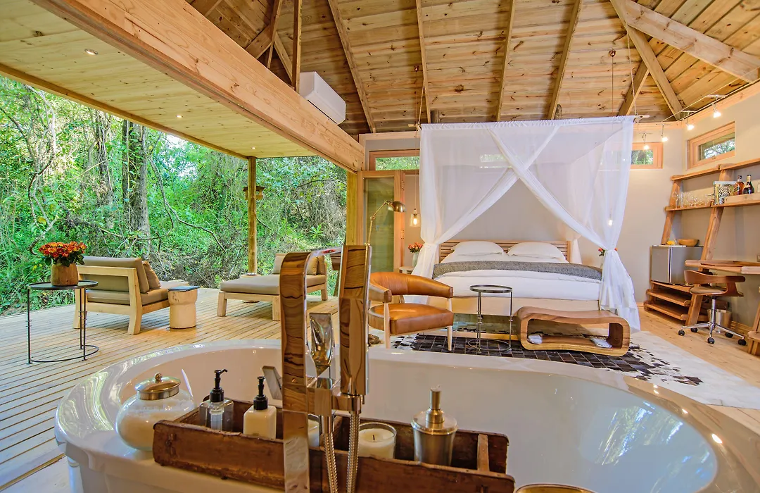 Summerfields Rose Retreat And Spa-1