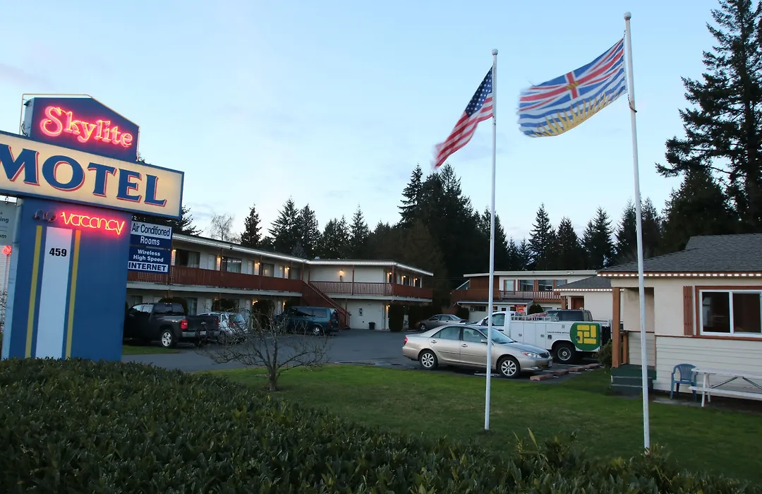 Skylite Motel-1