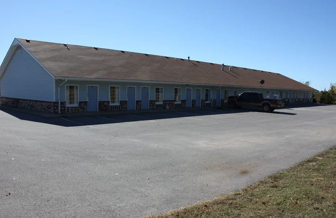 Boomtown Inn-1