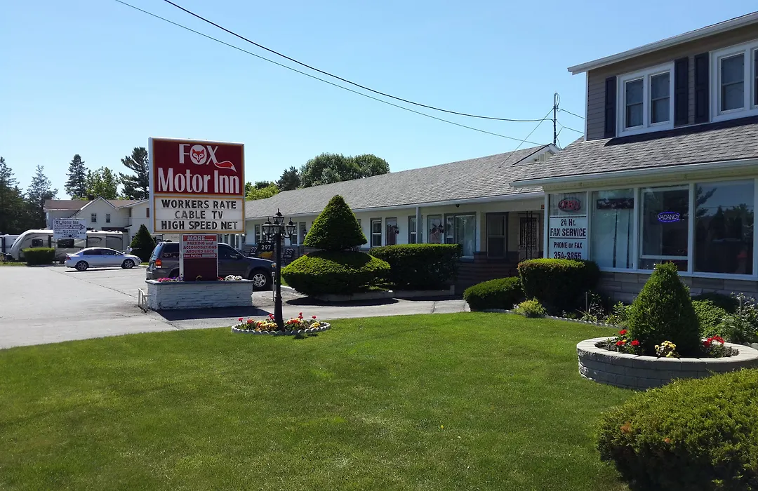 Fox Motor Inn-1