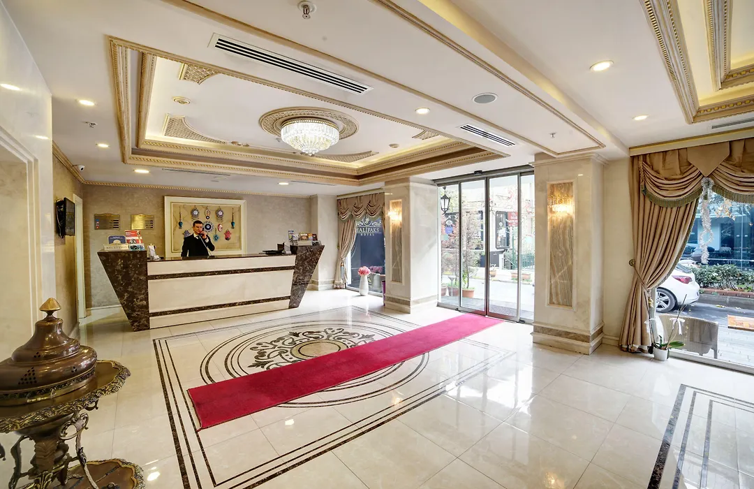 Halifaks Hotel-1