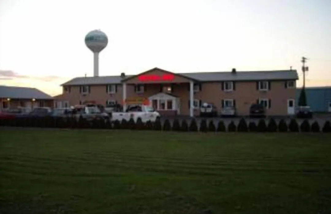 Royal Inn Motel-1
