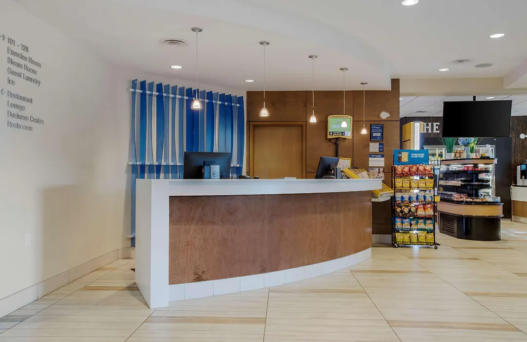 Best Western Plus Sawridge Suites-1
