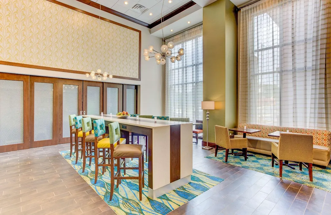 Hampton Inn & Suites Manchester, Tn-1