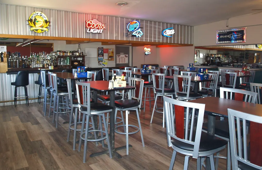 Yellowstone River Inn-1