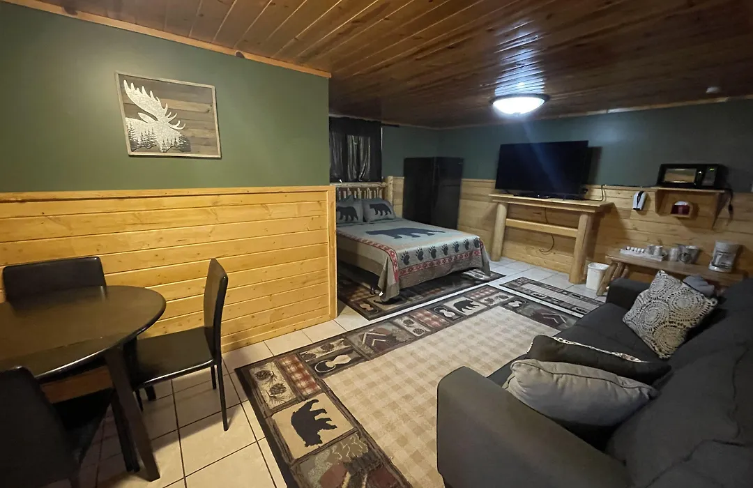 The Fishing Bear Lodge-1