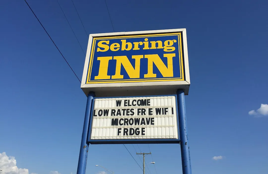 Sebring Inn-1