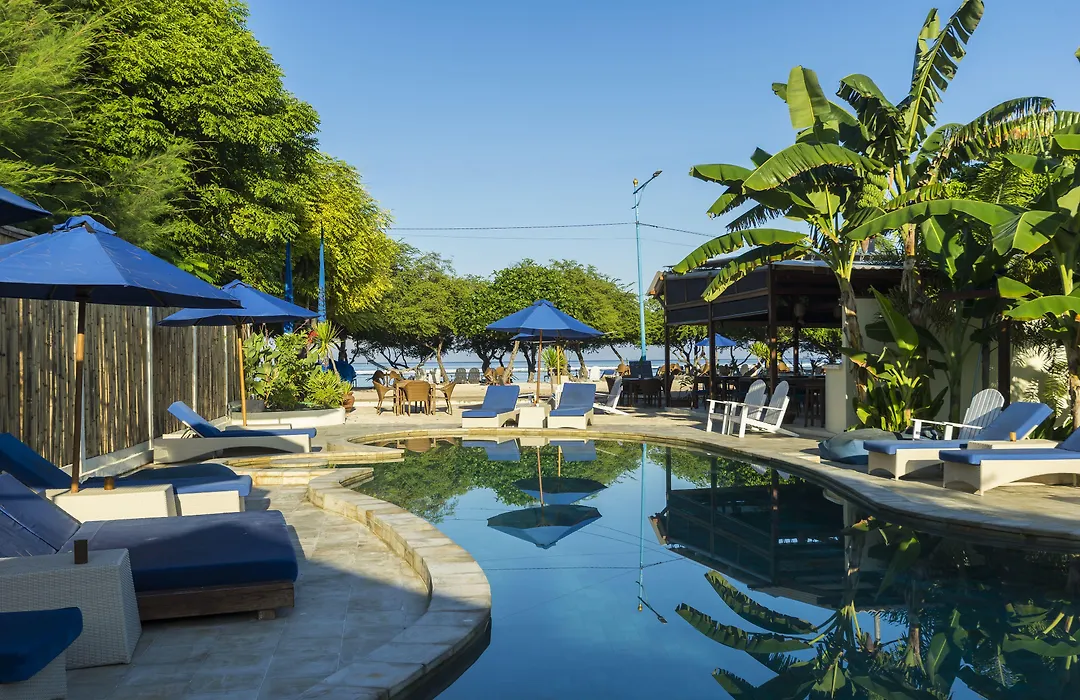 Gili Teak Beach Front Resort-1