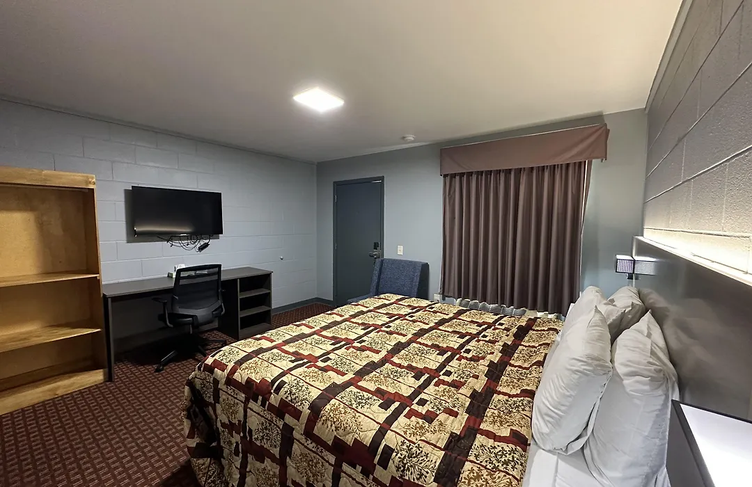 Rodeway Inn & Suites Walhalla-1