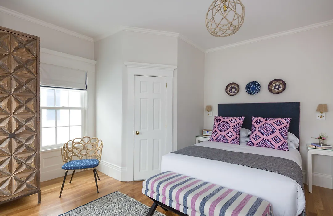 The Christopher, The Edgartown Collection-1
